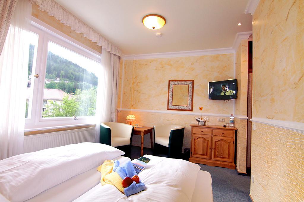 Hotel Weingaertner Bad Wildbad Exterior photo